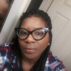 Meet your Posher, Tara